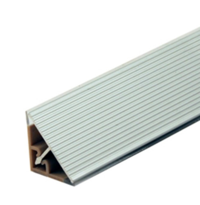 Плинтус алюминиевый Pimiller L=4м 