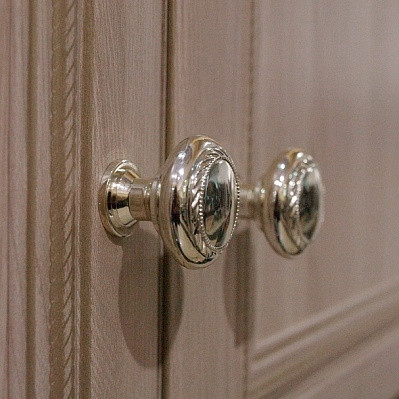 Шкаф-пенал для белья 13 Брайтон